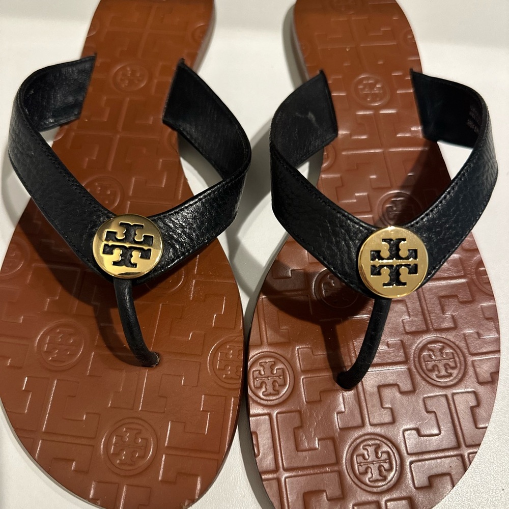 Tory Burch Thor’s Black Leather Sandals
